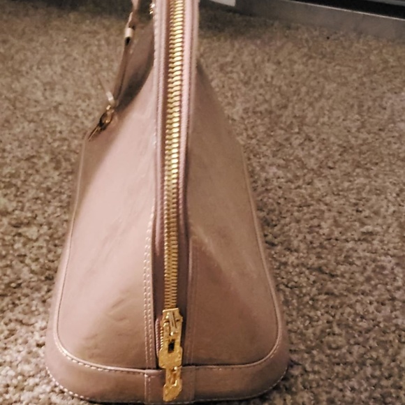 Louis Vuitton Hand Bag - Picture 2 of 8